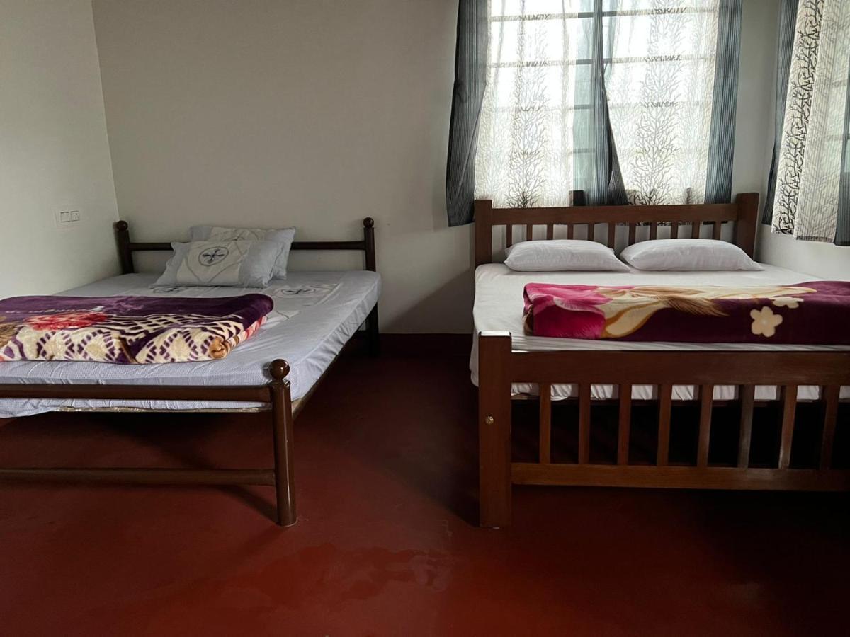 Darshan'S Home Stay マディケーリ エクステリア 写真