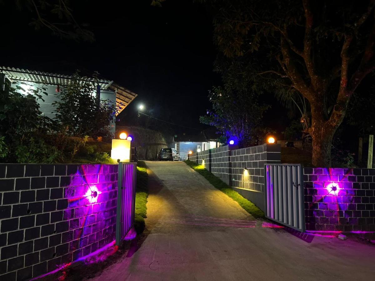 Darshan'S Home Stay マディケーリ エクステリア 写真